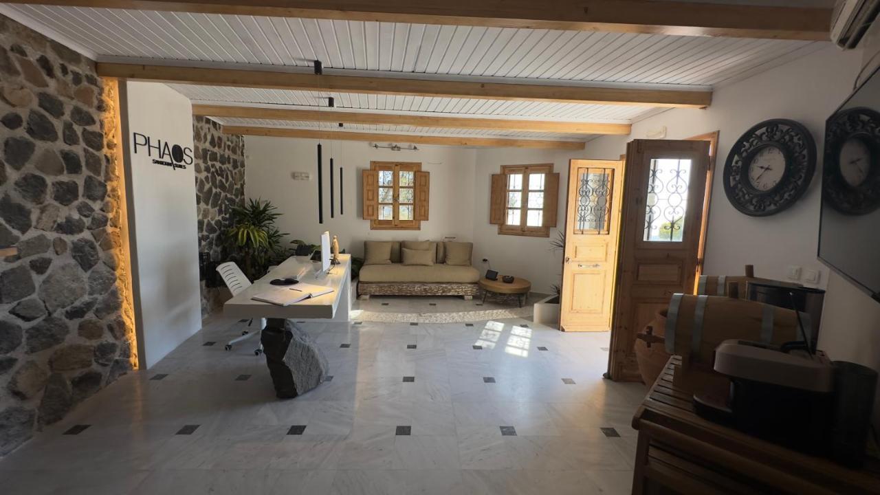 Phaos Santorini Suites Imerovigli  Exterior foto